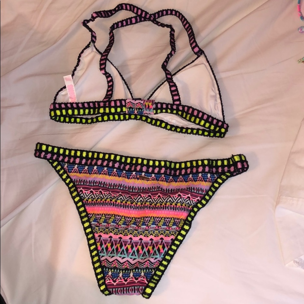 Bikini set - Picture 3 of 3